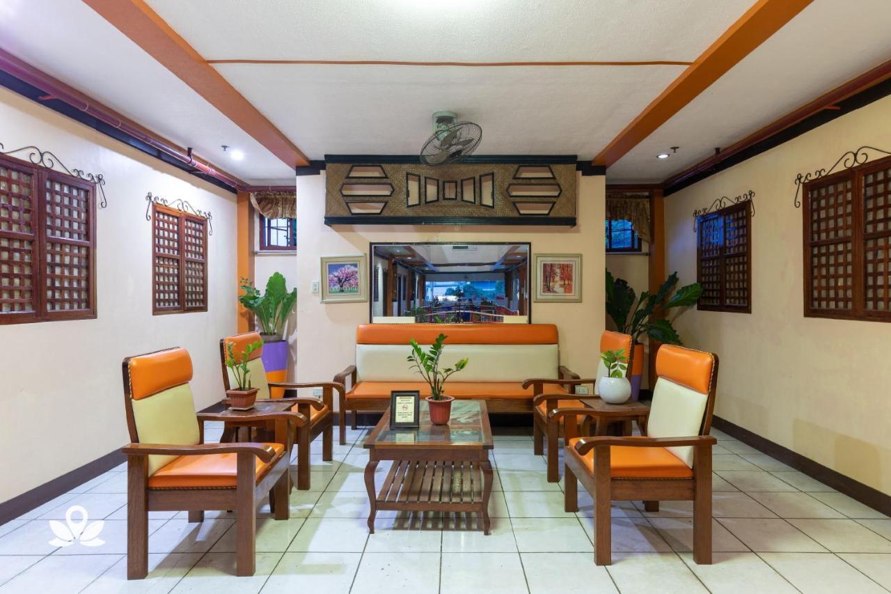Corazon Tourist Inn Puerto Princesa Exterior foto